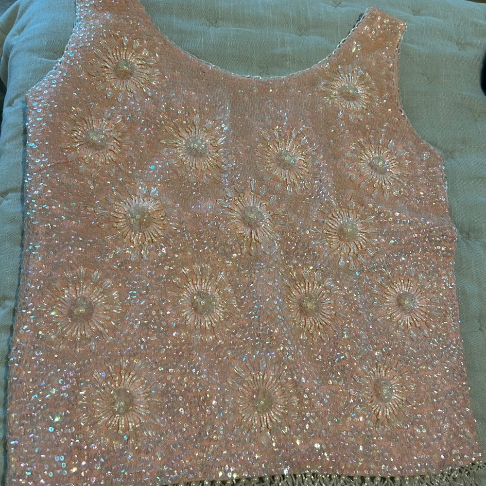 Vintage light pink beaded tank. Size M - Picture 5 of 11